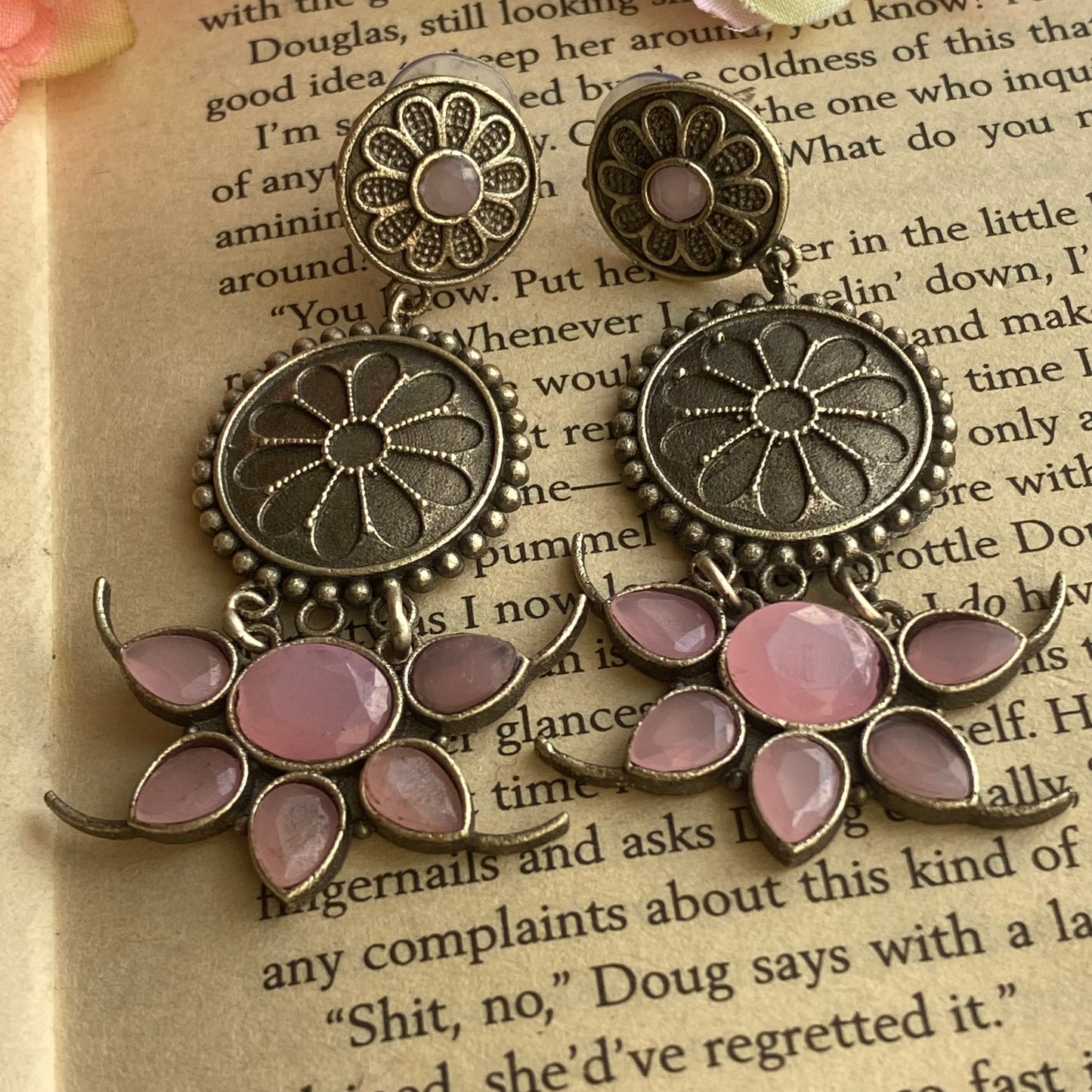 Flower drop earring