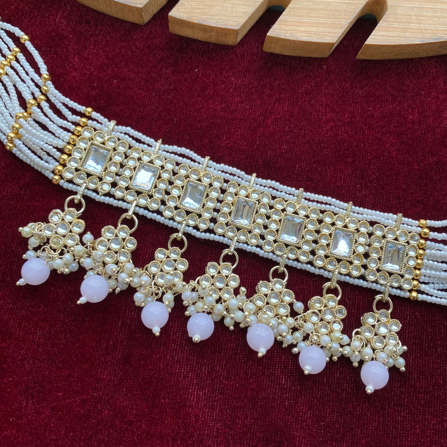 Semifloral Kundan choker (Baby pink)