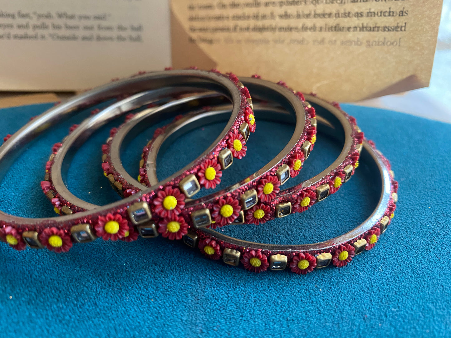 Daisy bangles (Maroon)