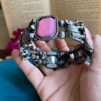 Sindhu stone kada ( pink)