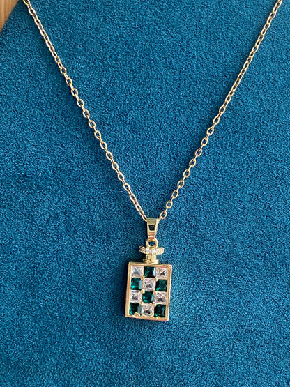 Hayley emerald chain