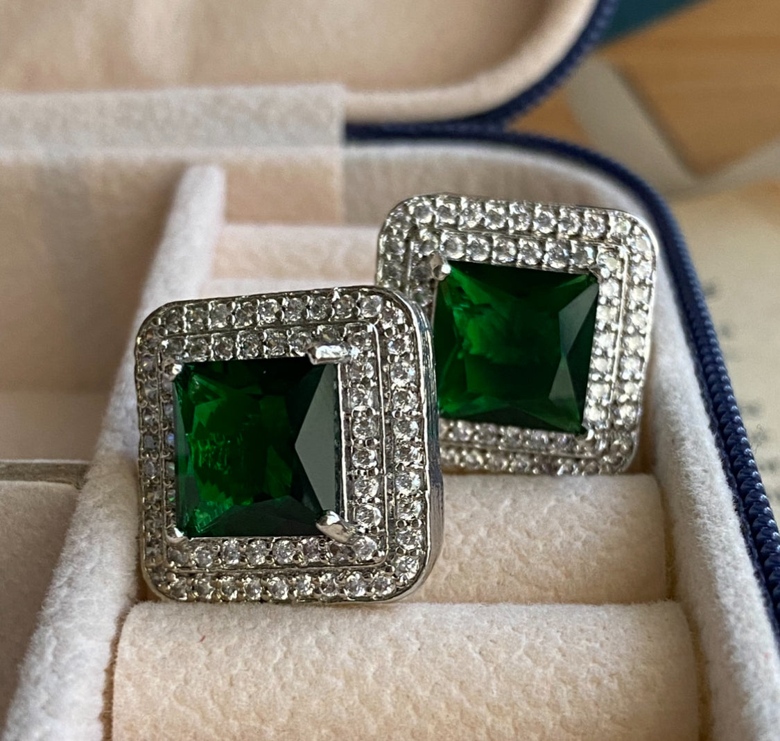 Emerald rizz studs