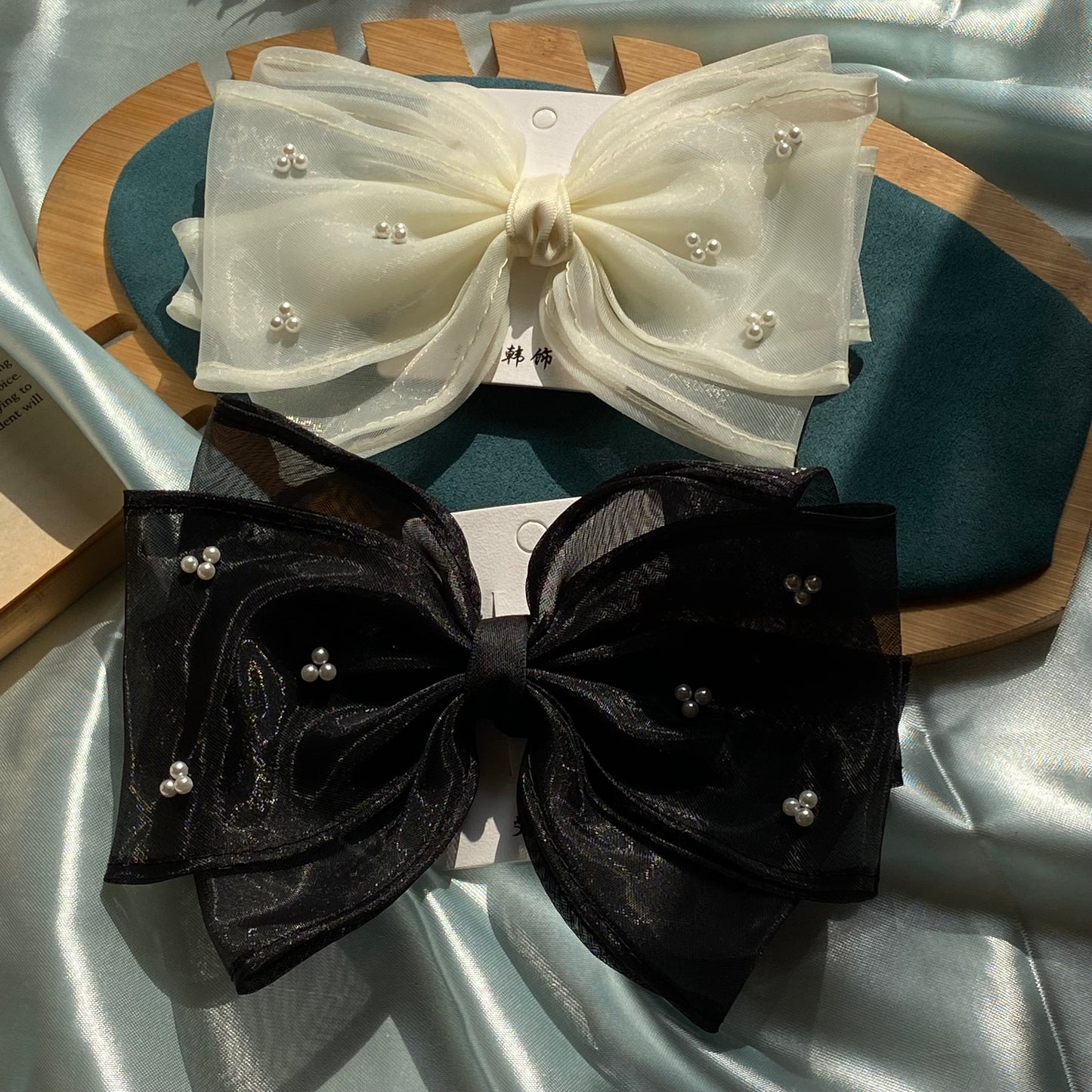 Pearlie bow clips