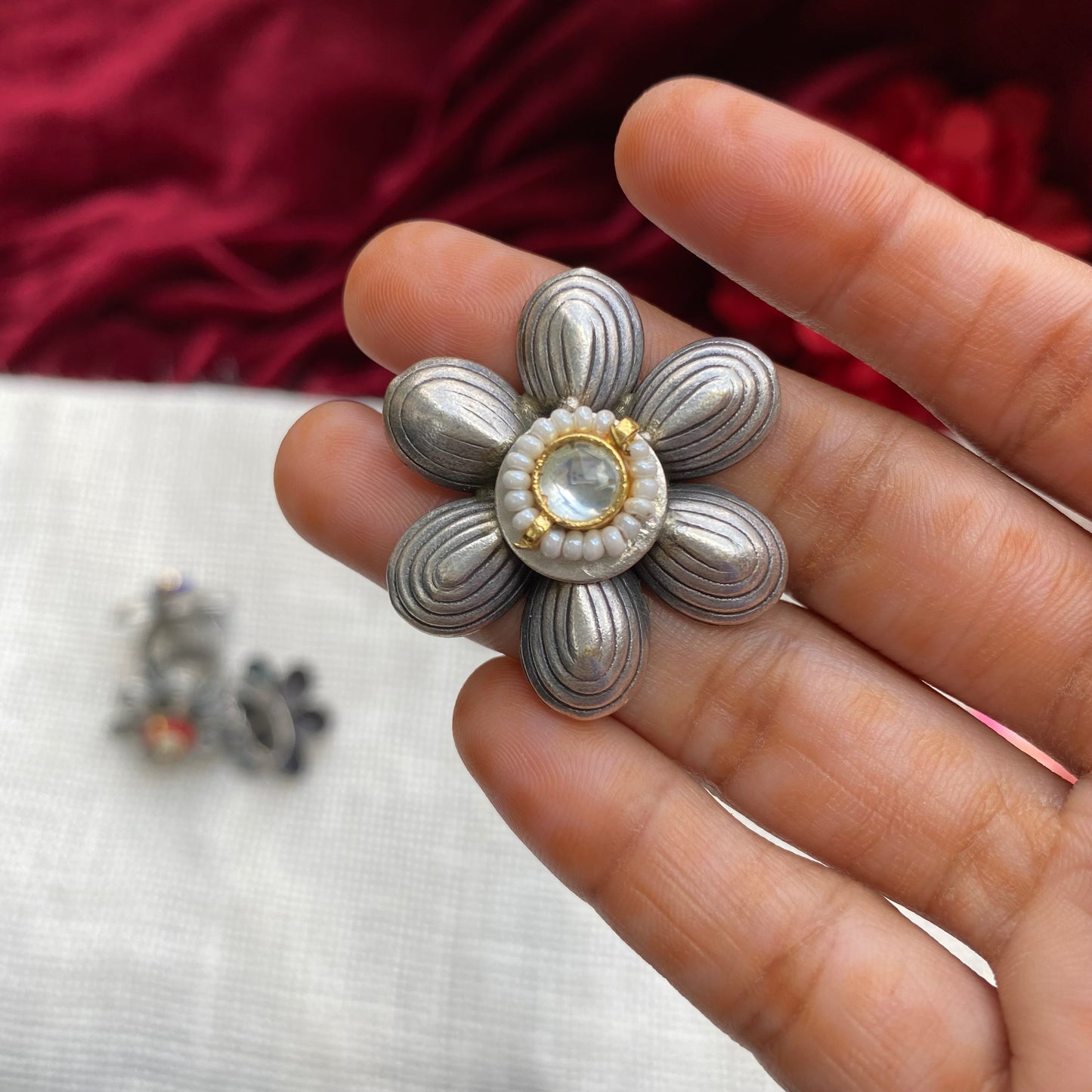 Lishika Flower ring