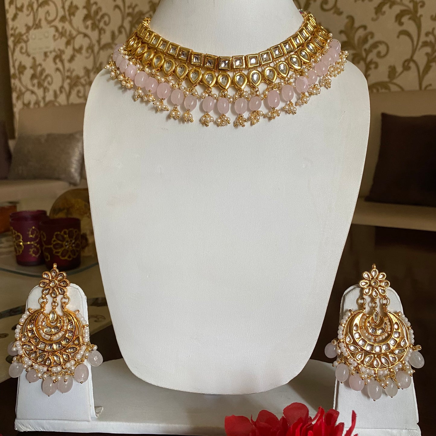 Minali Kundan choker set