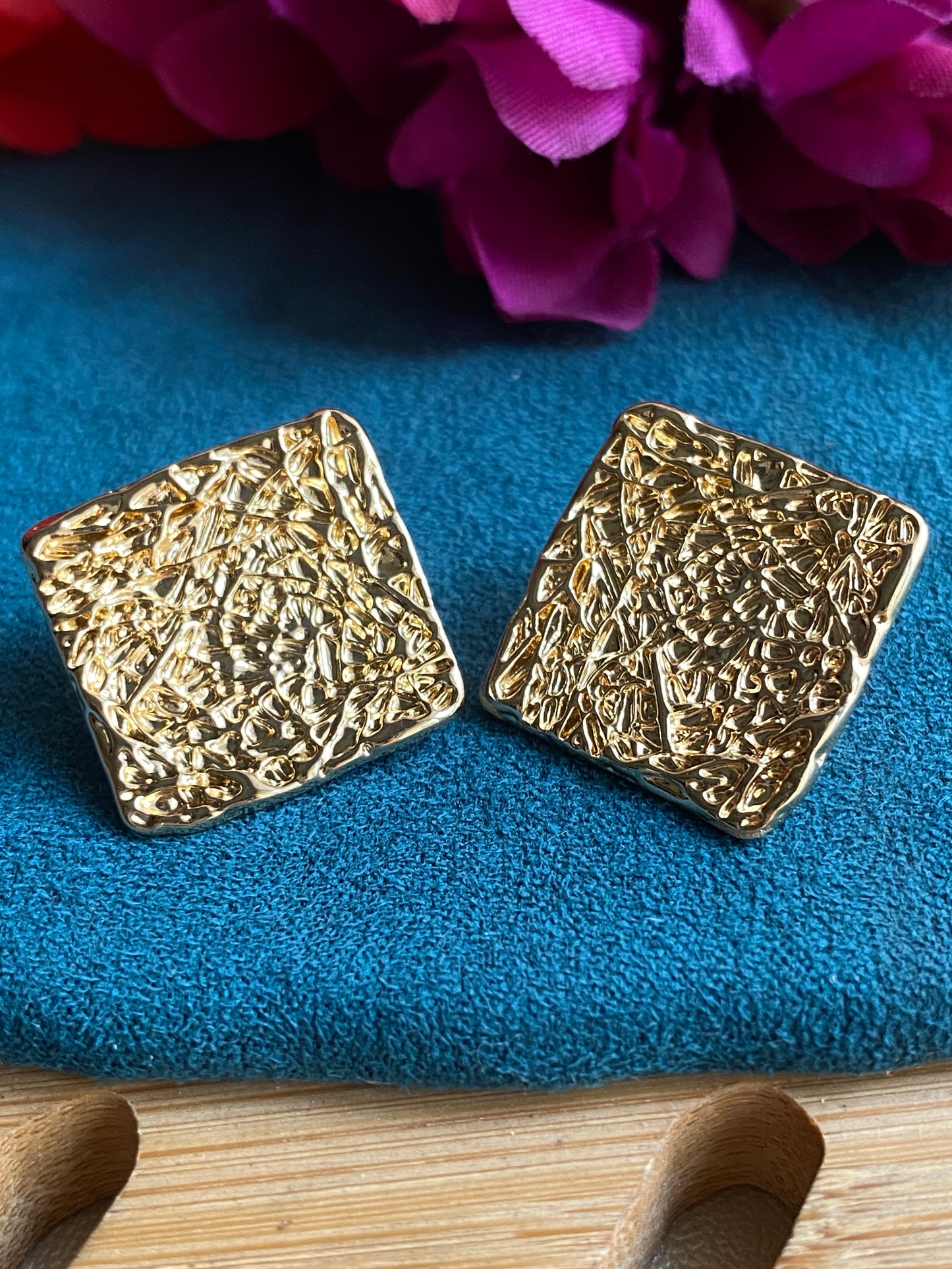 Square gold studs