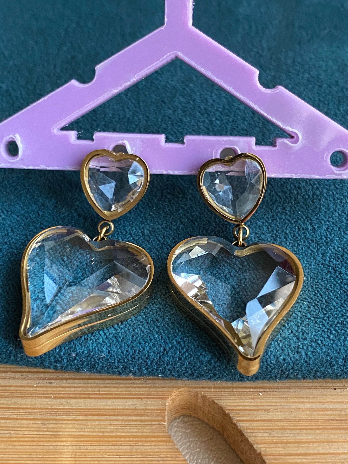 Dainty crystal hearts