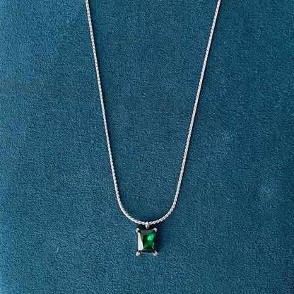 Emeralds lover chain