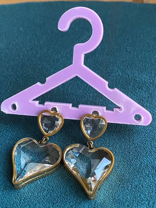 Dainty crystal hearts