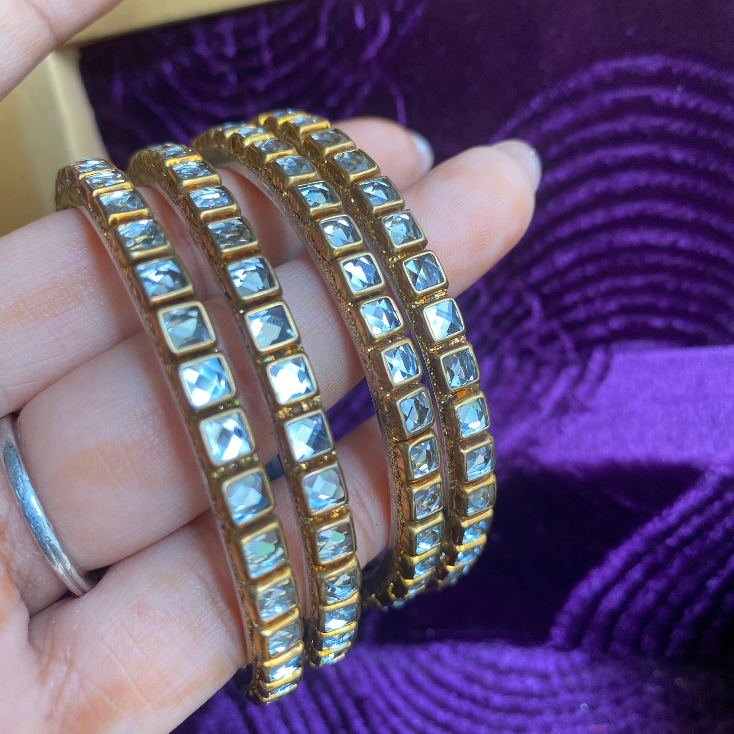 Apsara Kundan bangles