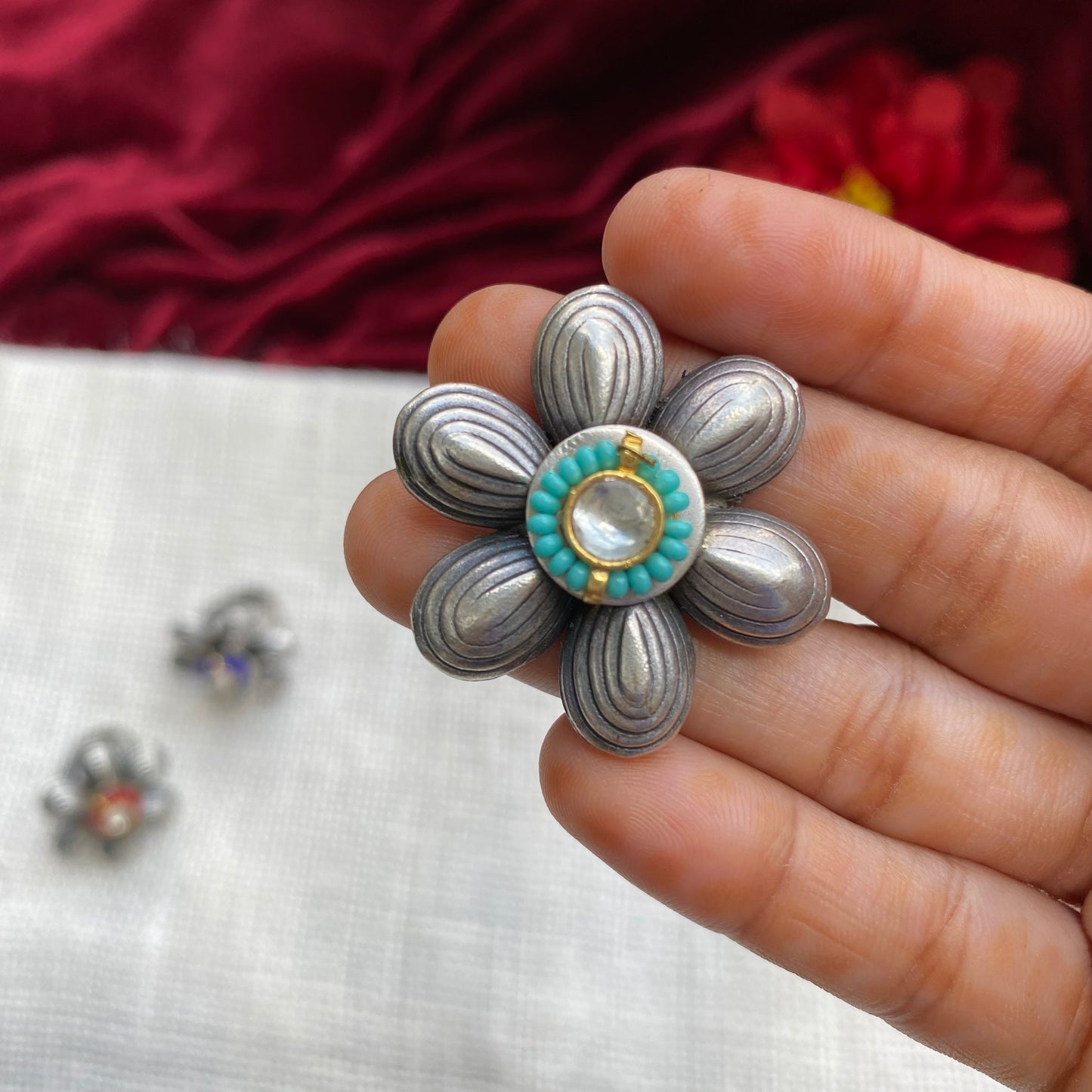 Lishika Flower ring