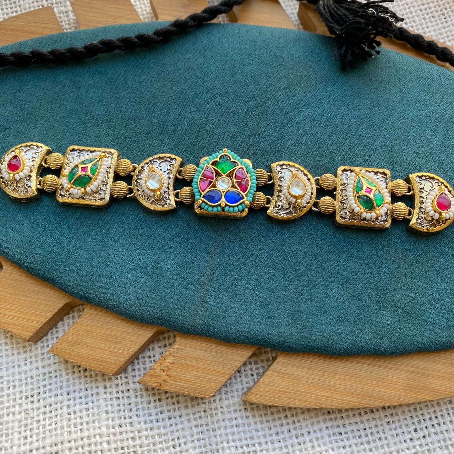 Pachi kundan choker