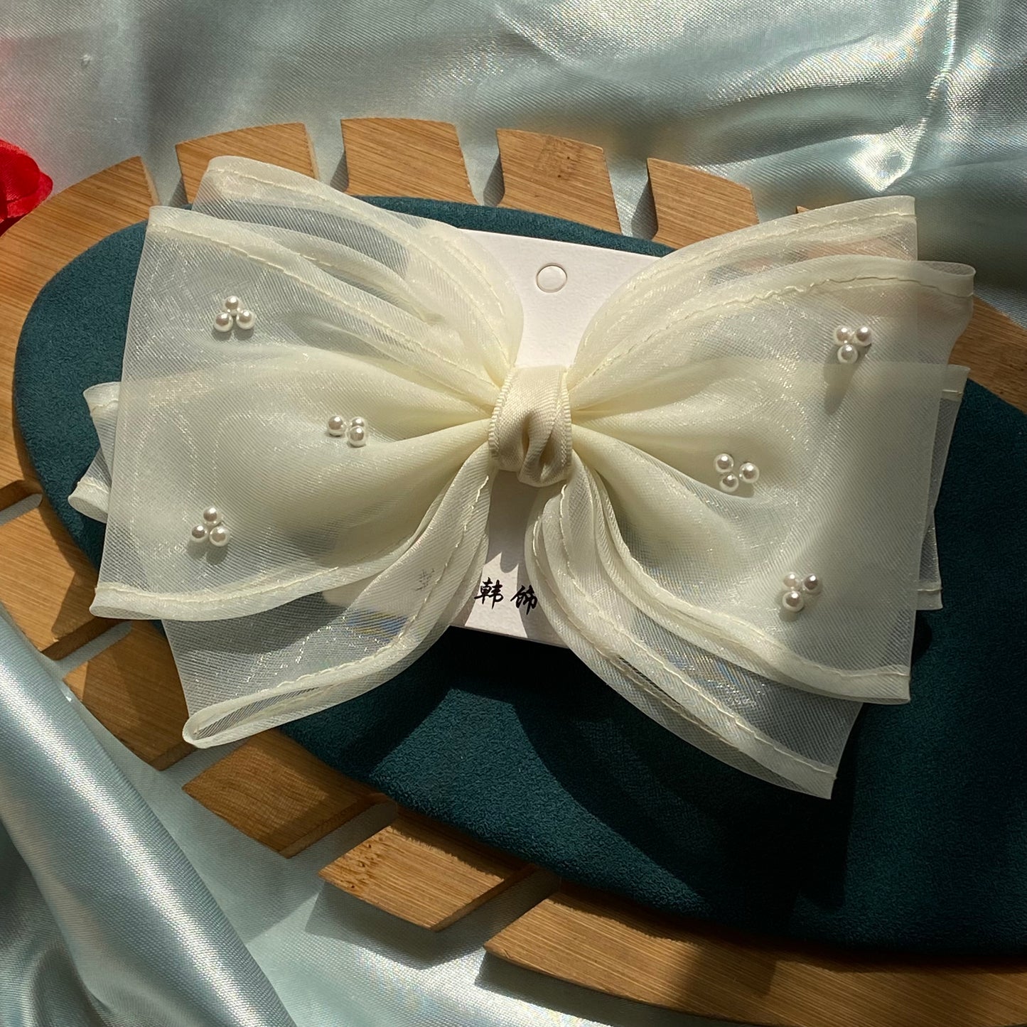 Pearlie bow clips