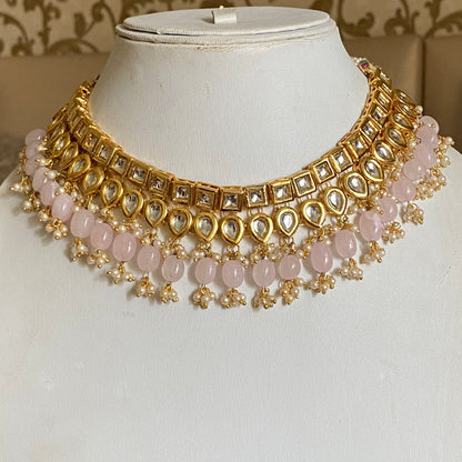 Minali Kundan choker set