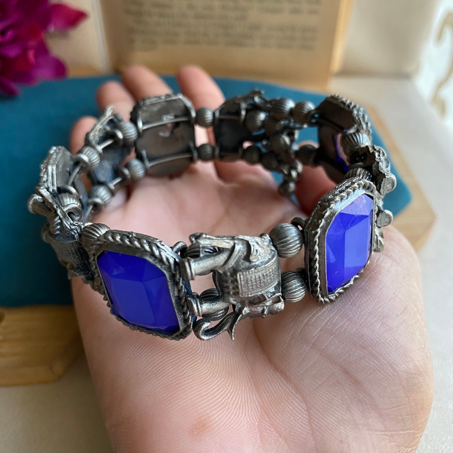 Sindhu stone kada (Blue)