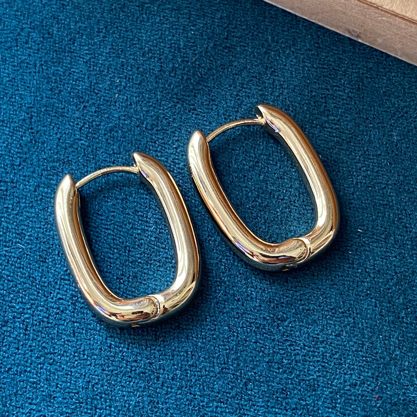 Sophia gold hoops