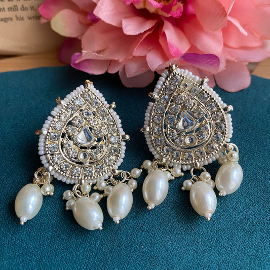 Drop Kundan studs