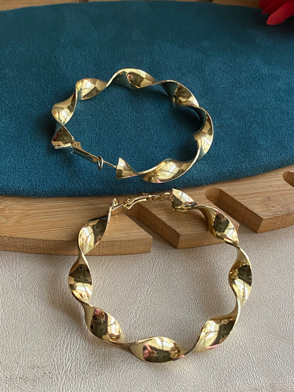 Goldie spiral hoops