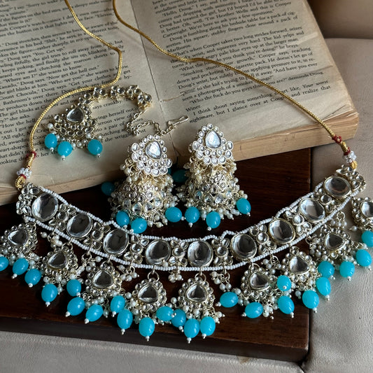 Leesha choker set (baby blue)