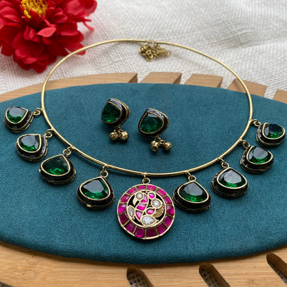 Kundan hasli choker set