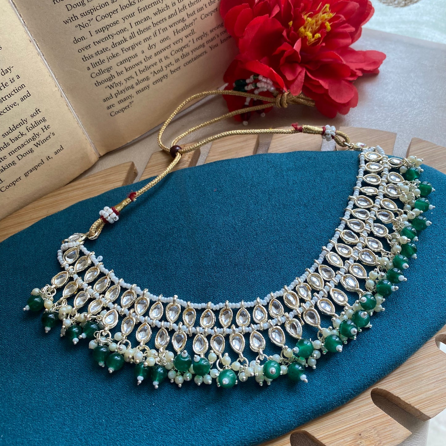 Yamini choker green