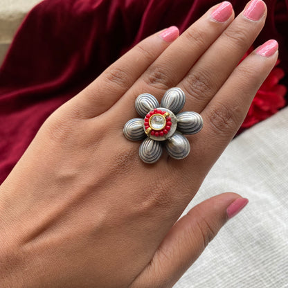 Lishika Flower ring