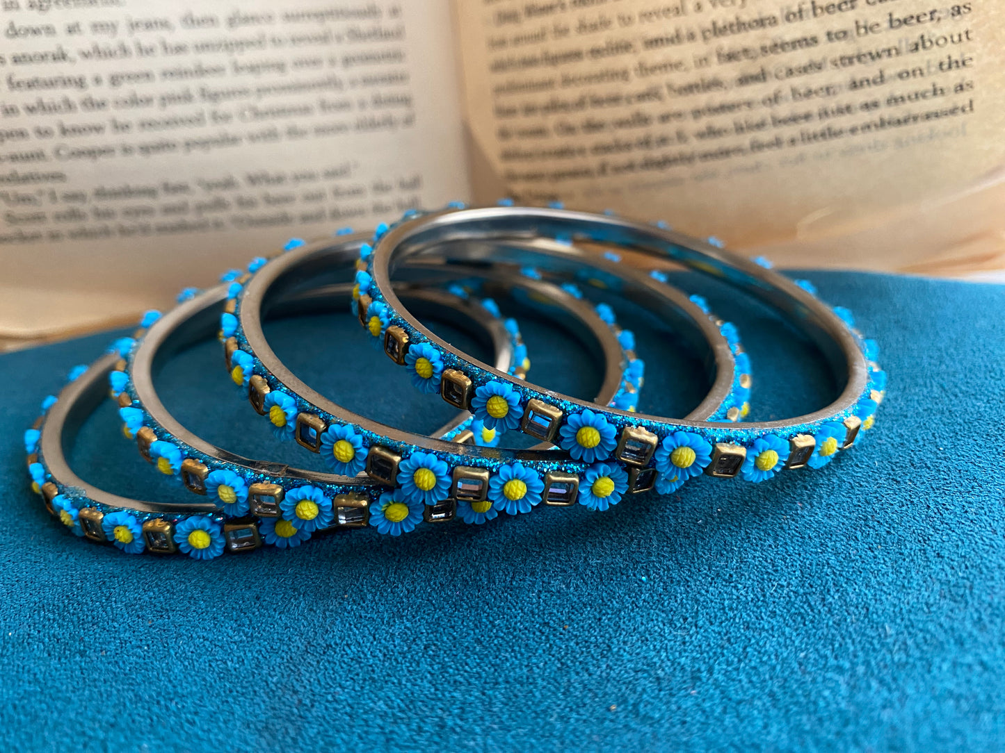 Daisy bangles ( blue)