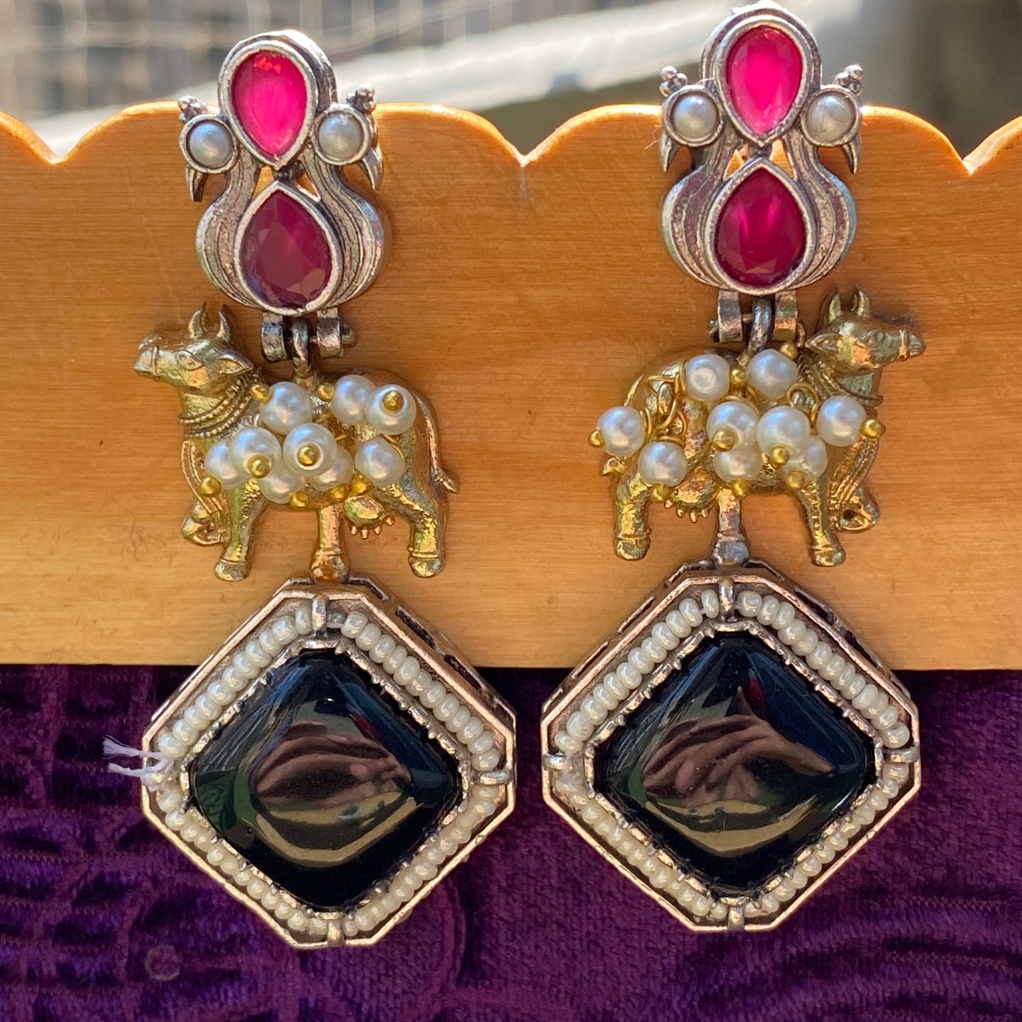 Nandi earrings