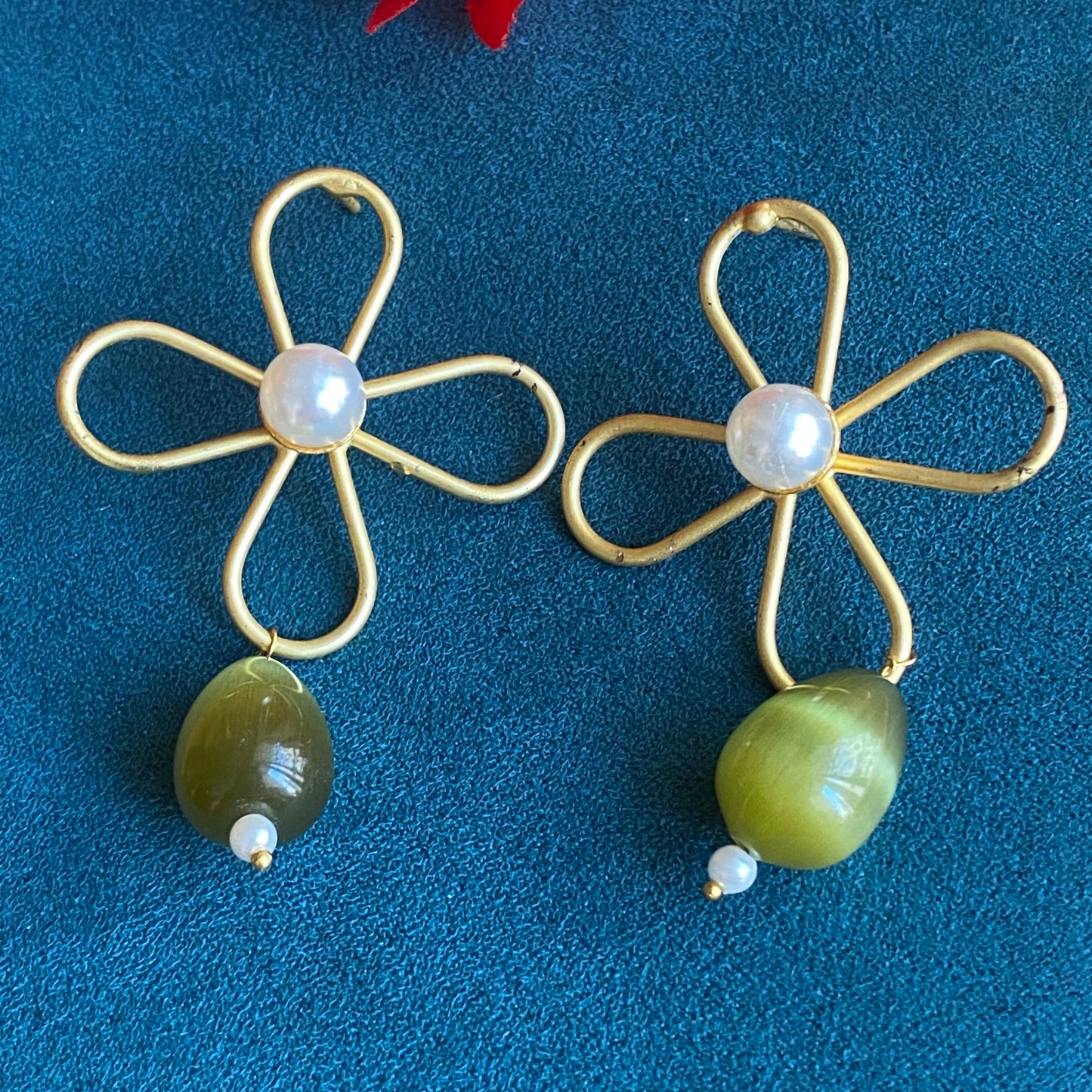 Pearl drop flower studs