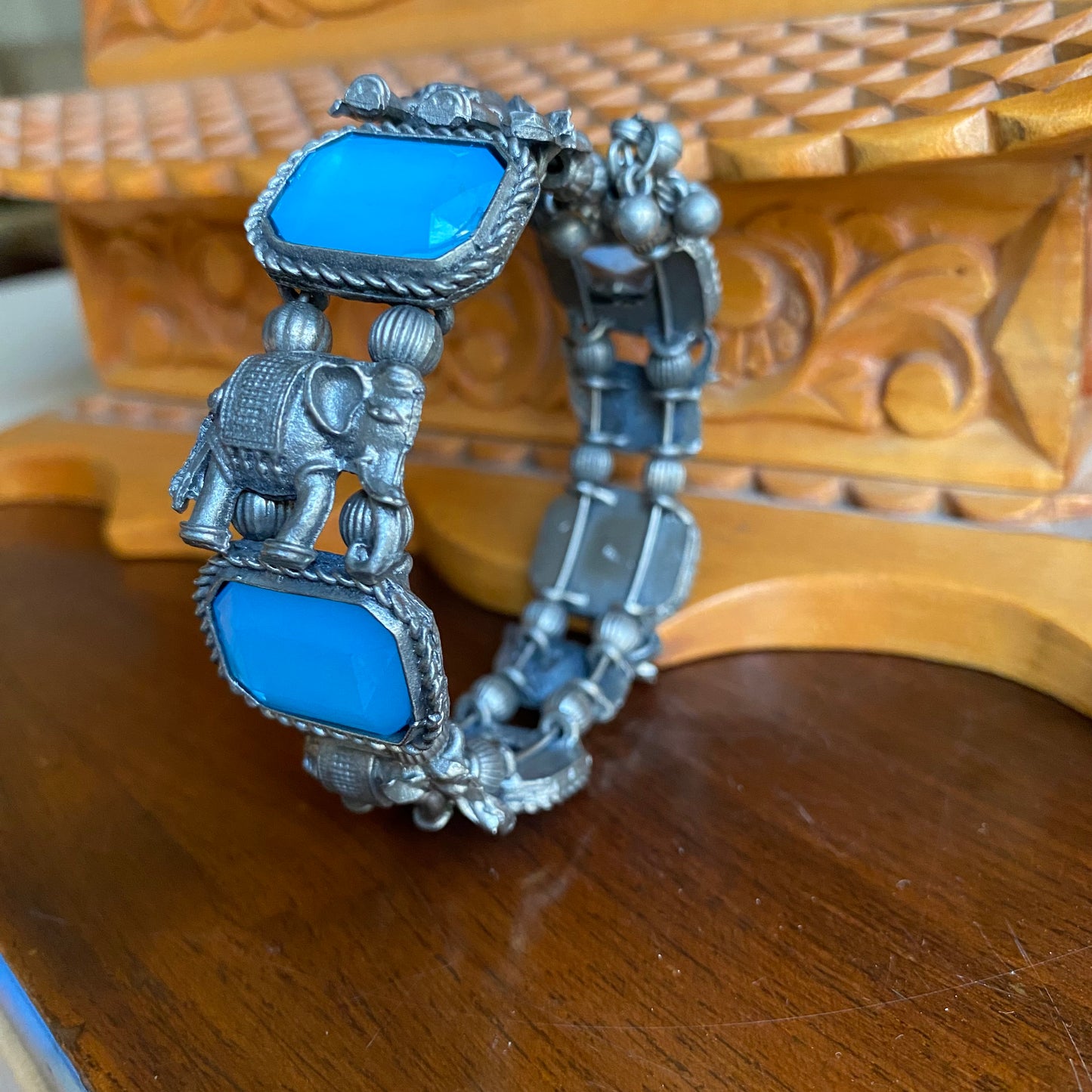 Sindhu stone kada (sky blue )