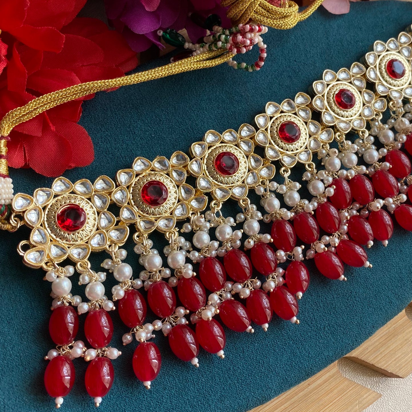 Akshara choker (Red)