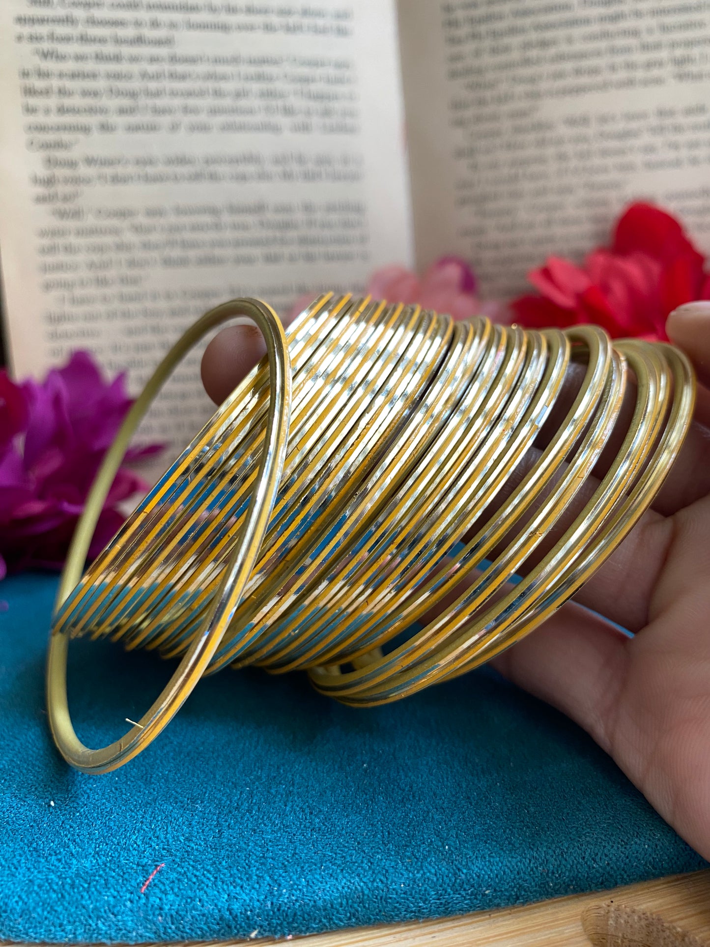 Dual tone metallic bangles