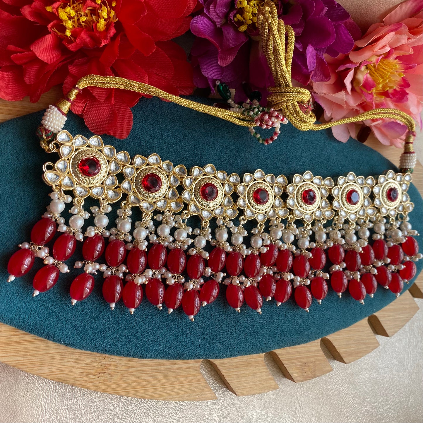 Akshara choker (Red)