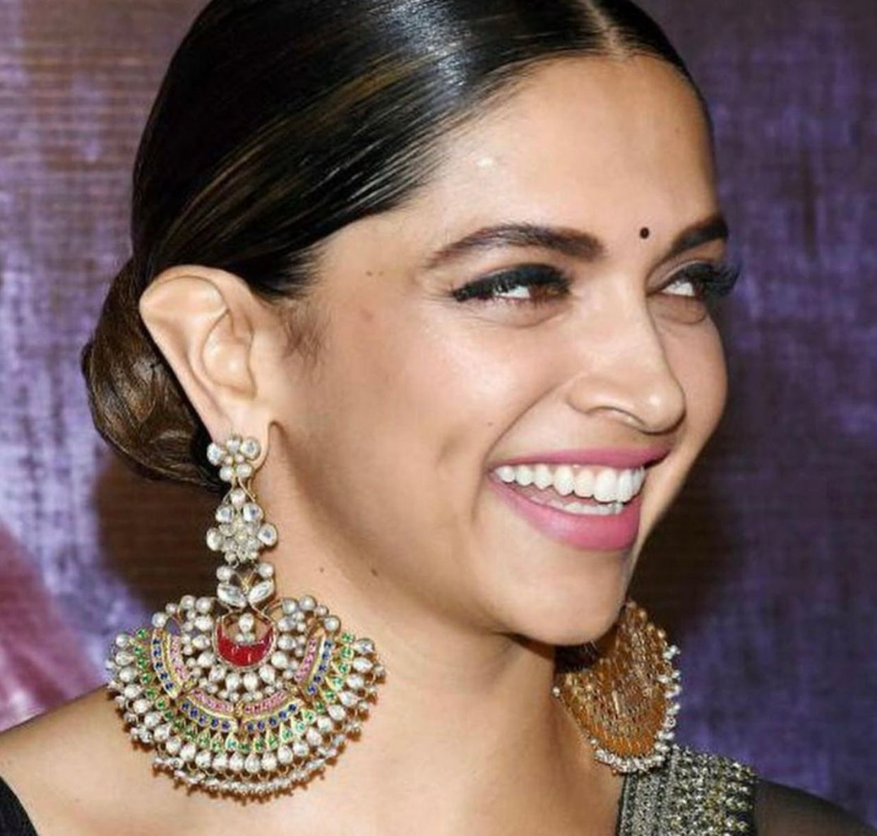 Deepika Inspired Chandbalis