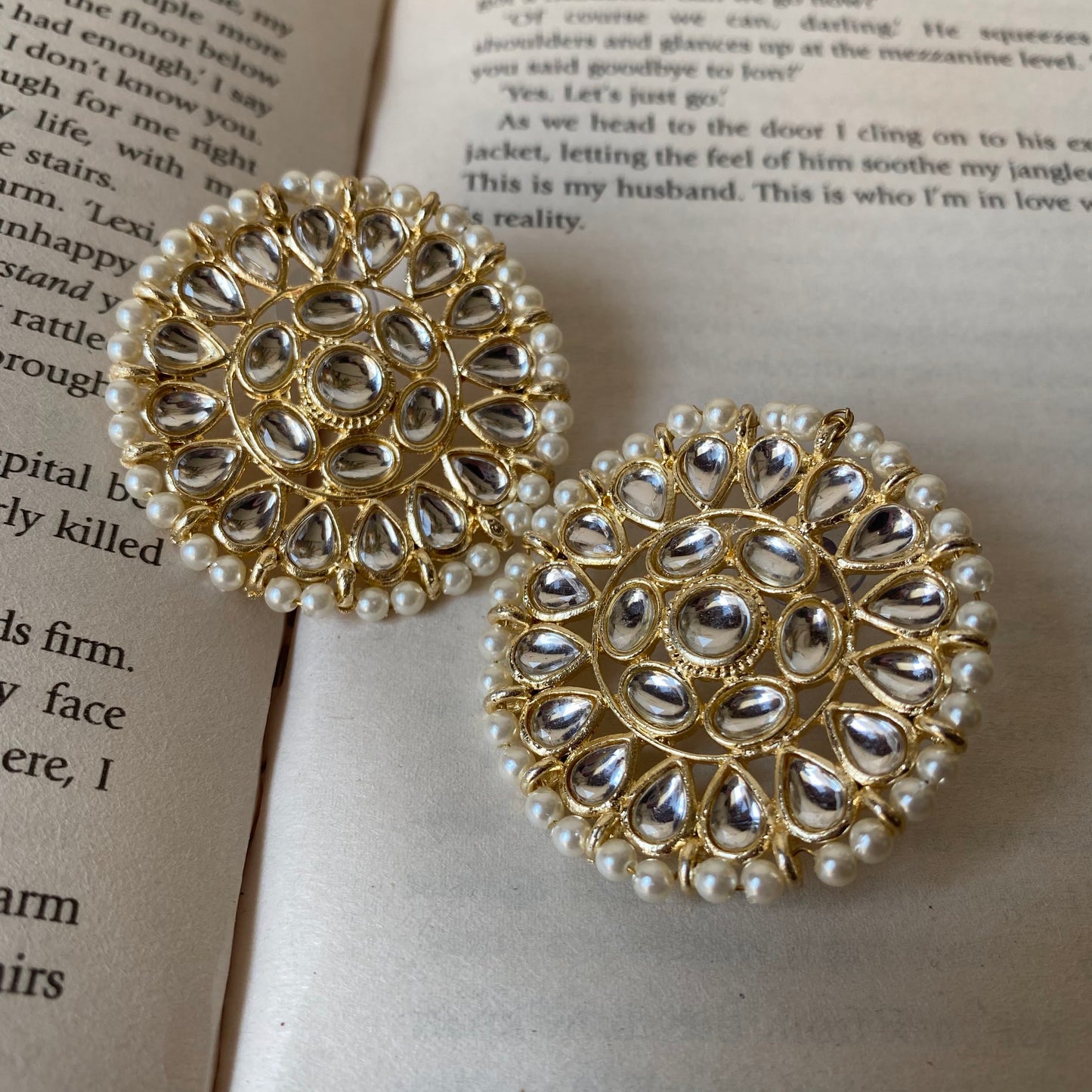 Classic Kundan studs