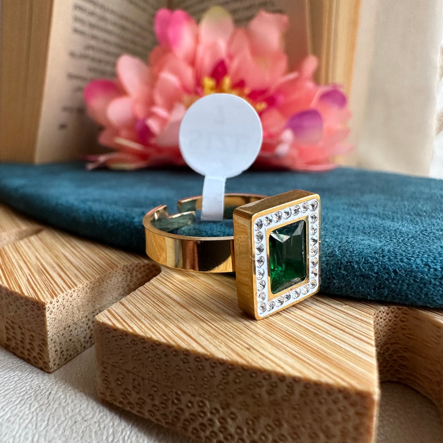 Emerald Square Ring