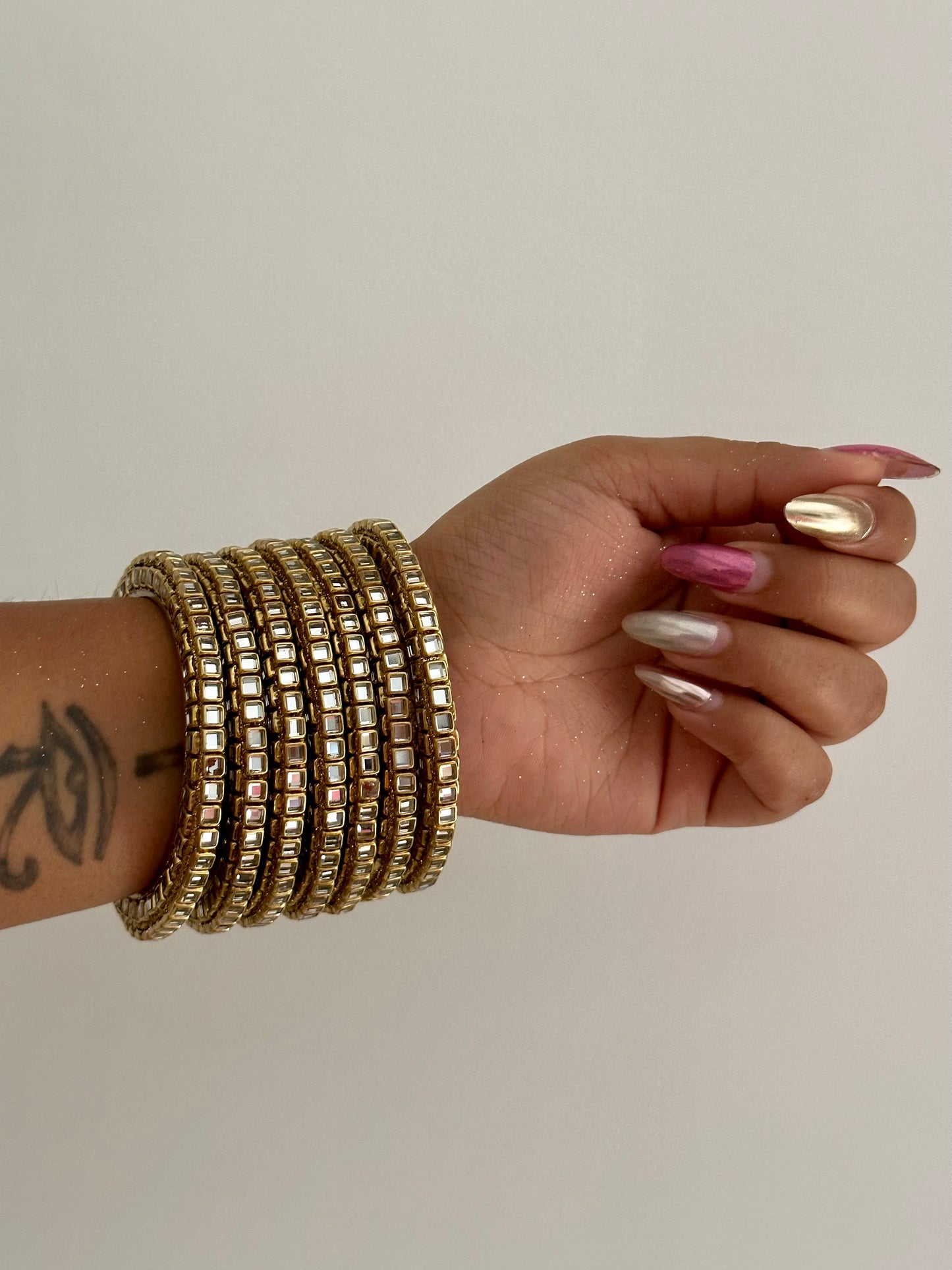 Kundan premium bangles