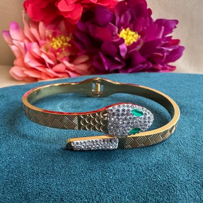 Premium Bangle Emerald Snake