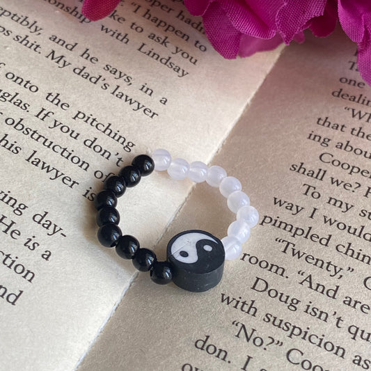 Beaded yin yang ring