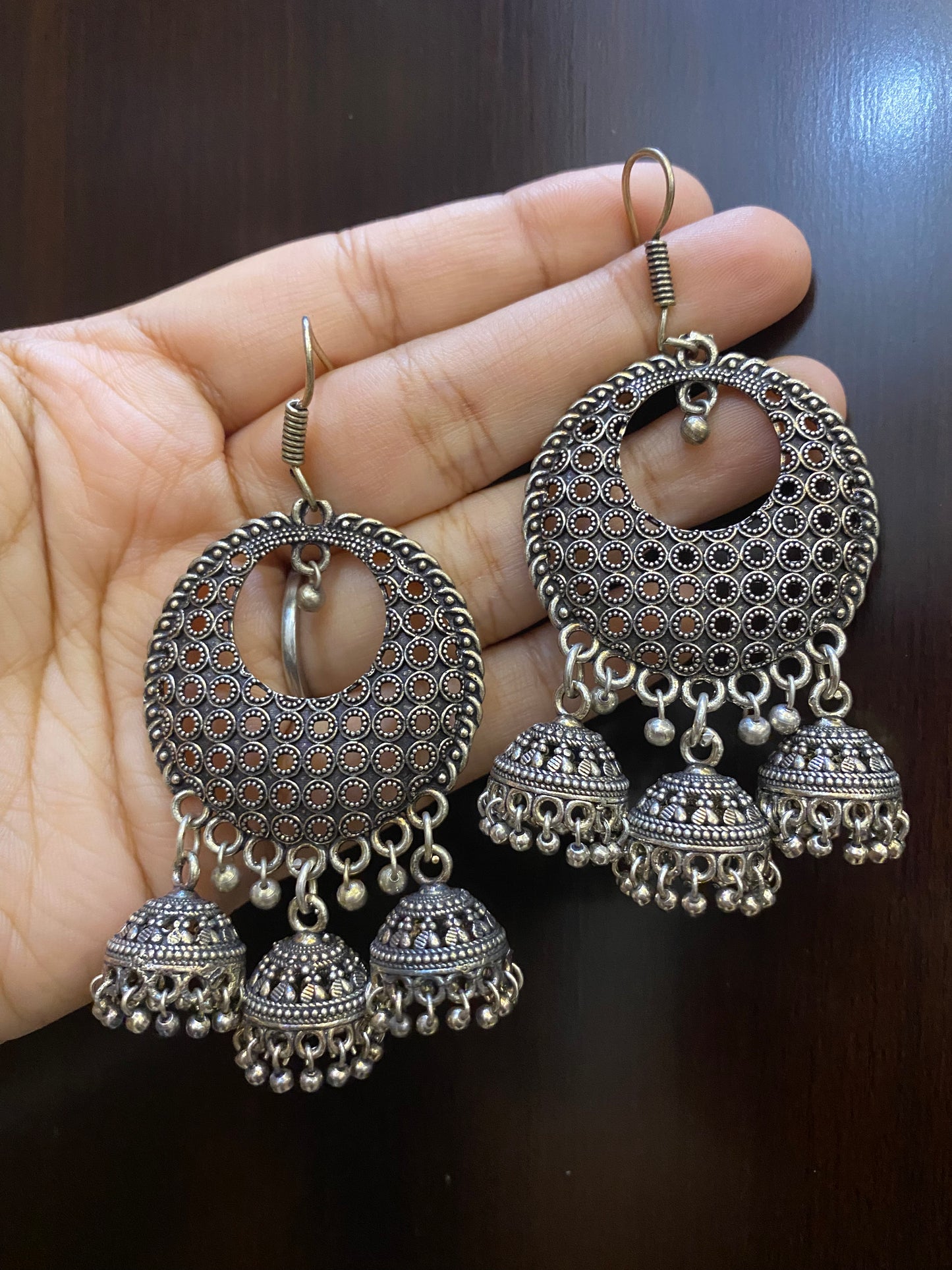 Oxidized triple hangings