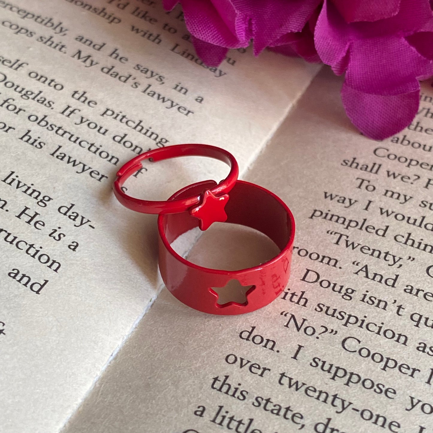 Red star cutout rings