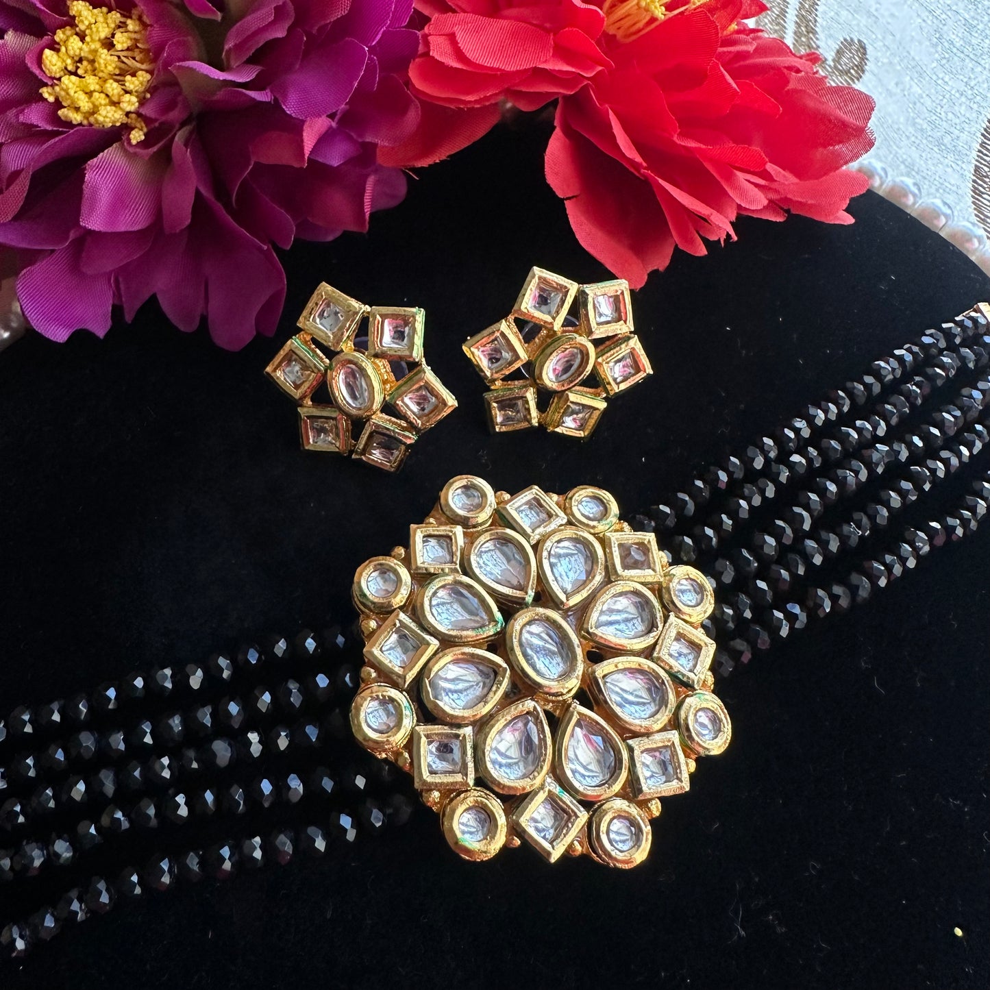 Basic kundan Choker Set