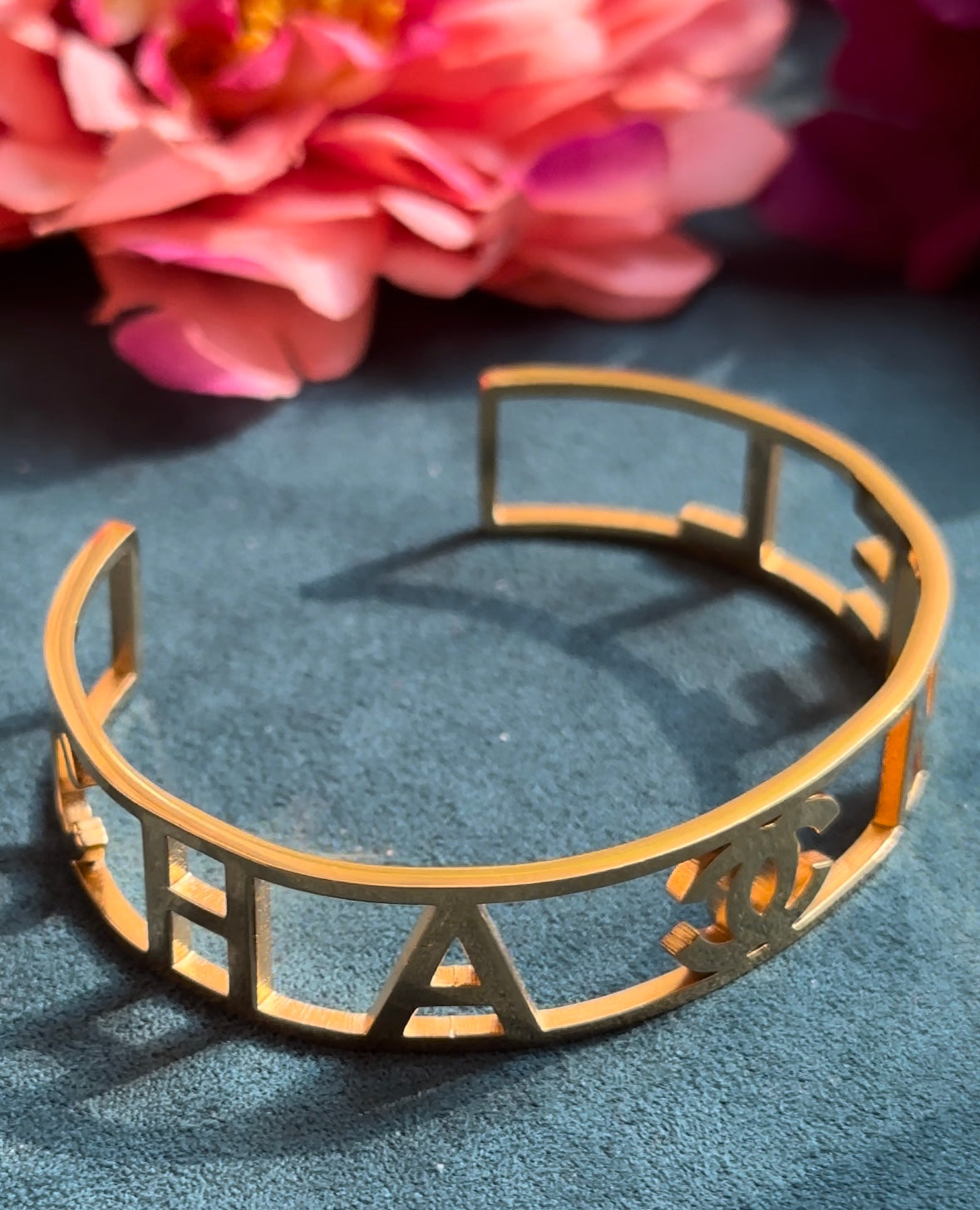 Premium Bangle CHNL